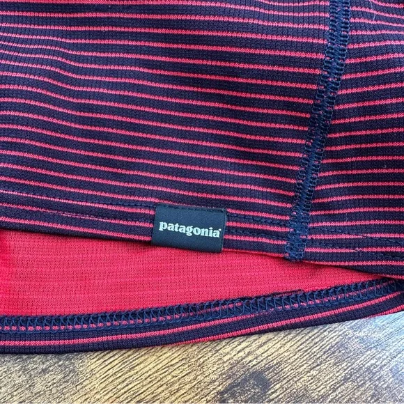Patagonia Men’s Capilene 2 Lightweight Half-Zip Baselayer, Red and Navy Pullover - Picture 8 of 12